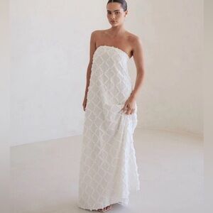 SABO SKIRT White Strapless Maxi Dress